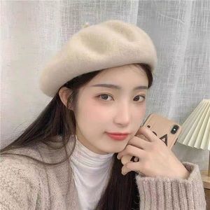 NWOT - Hats for Women Autumn and Winter Sweet Retro Wool Beret Caps